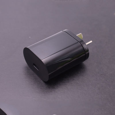 18W USB Wall Charger Fast Charging Power Adapter OEM ODM For Iphone